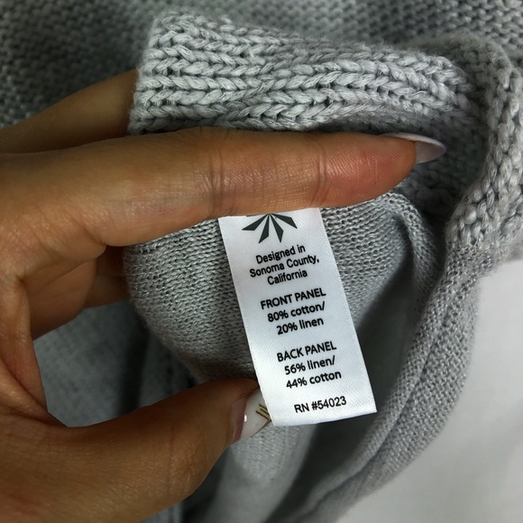 Athleta knit deep v tank - Picture 3 of 6